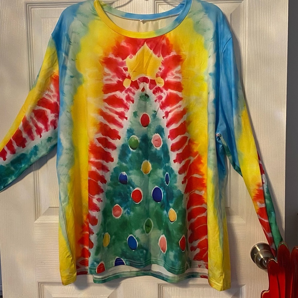 Colorful Tie-Dye Long Sleeve Tee